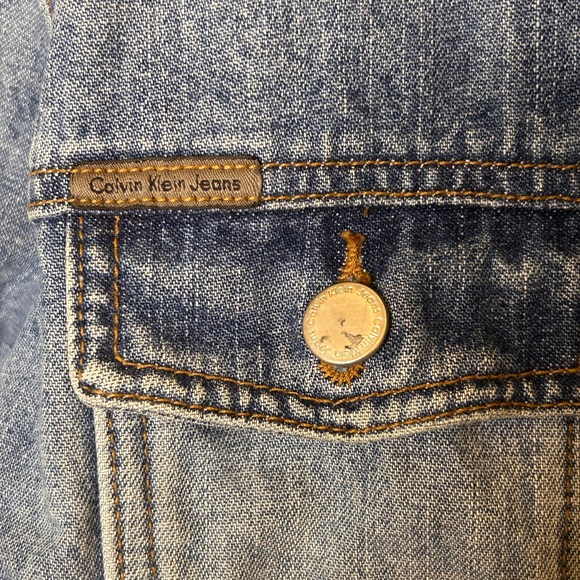 Calvin Klein Jeans Women’s Classic Denim Sandblast Jacket Size XL. - Picture 3 of 9